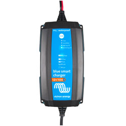 Akkuladegerät Victron Blue Smart IP65 12/10 + DC-Anschluss CEE 7/16